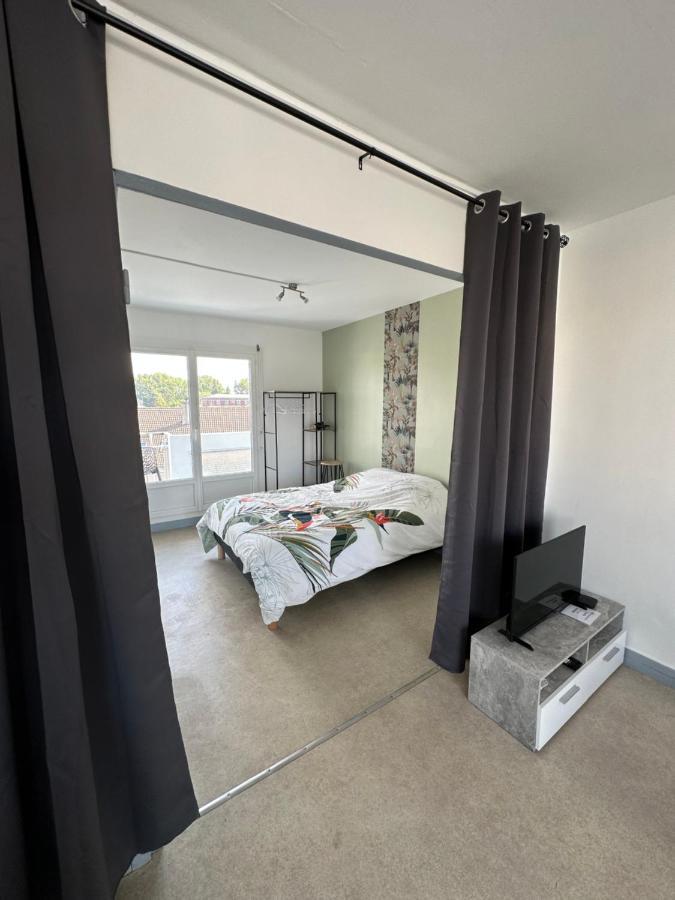 Appartement Plaisirs Ensables à Calais Extérieur photo